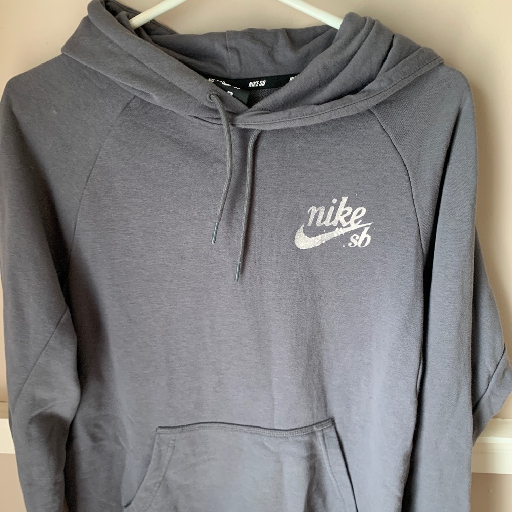 Nike hoodie small